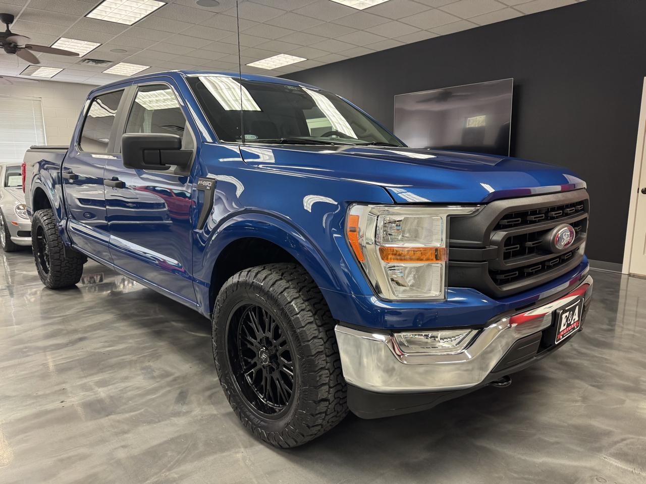 Ford F-150 XL 4WD SuperCrew 5.5' Box 2022