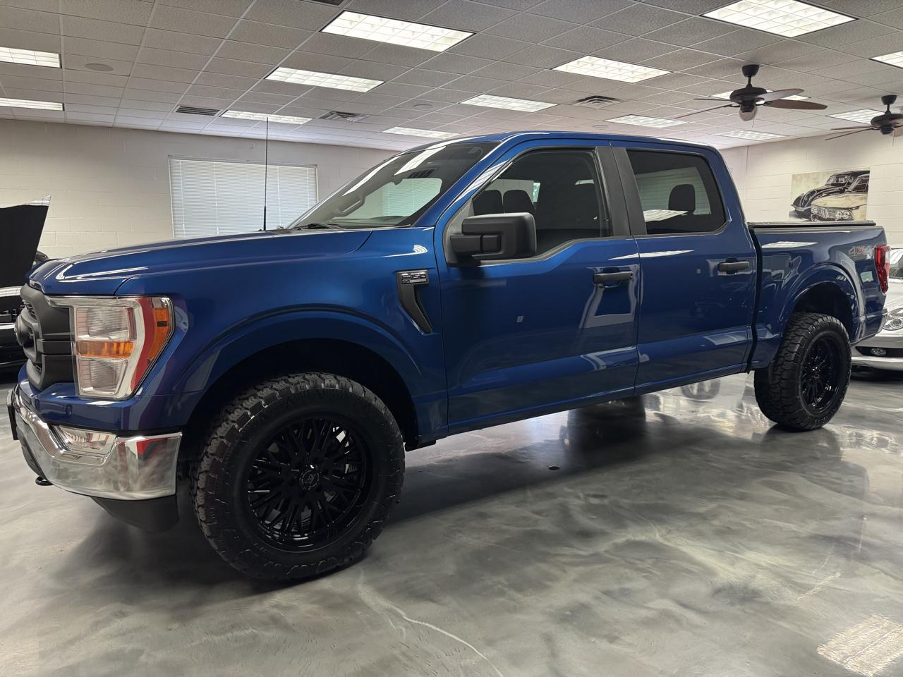 Ford F-150 XL 4WD SuperCrew 5.5' Box 2022