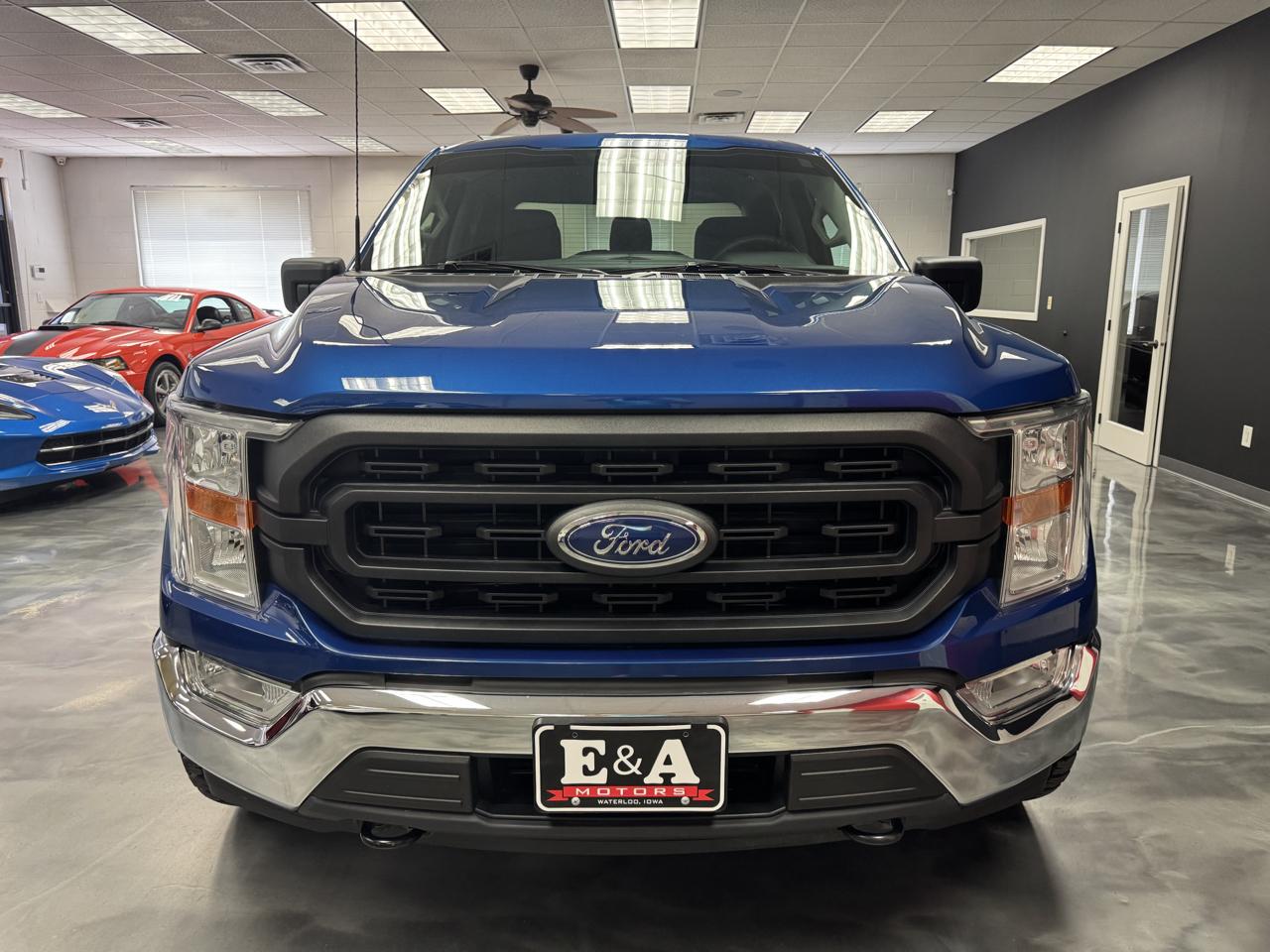 Ford F-150 XL 4WD SuperCrew 5.5' Box 2022