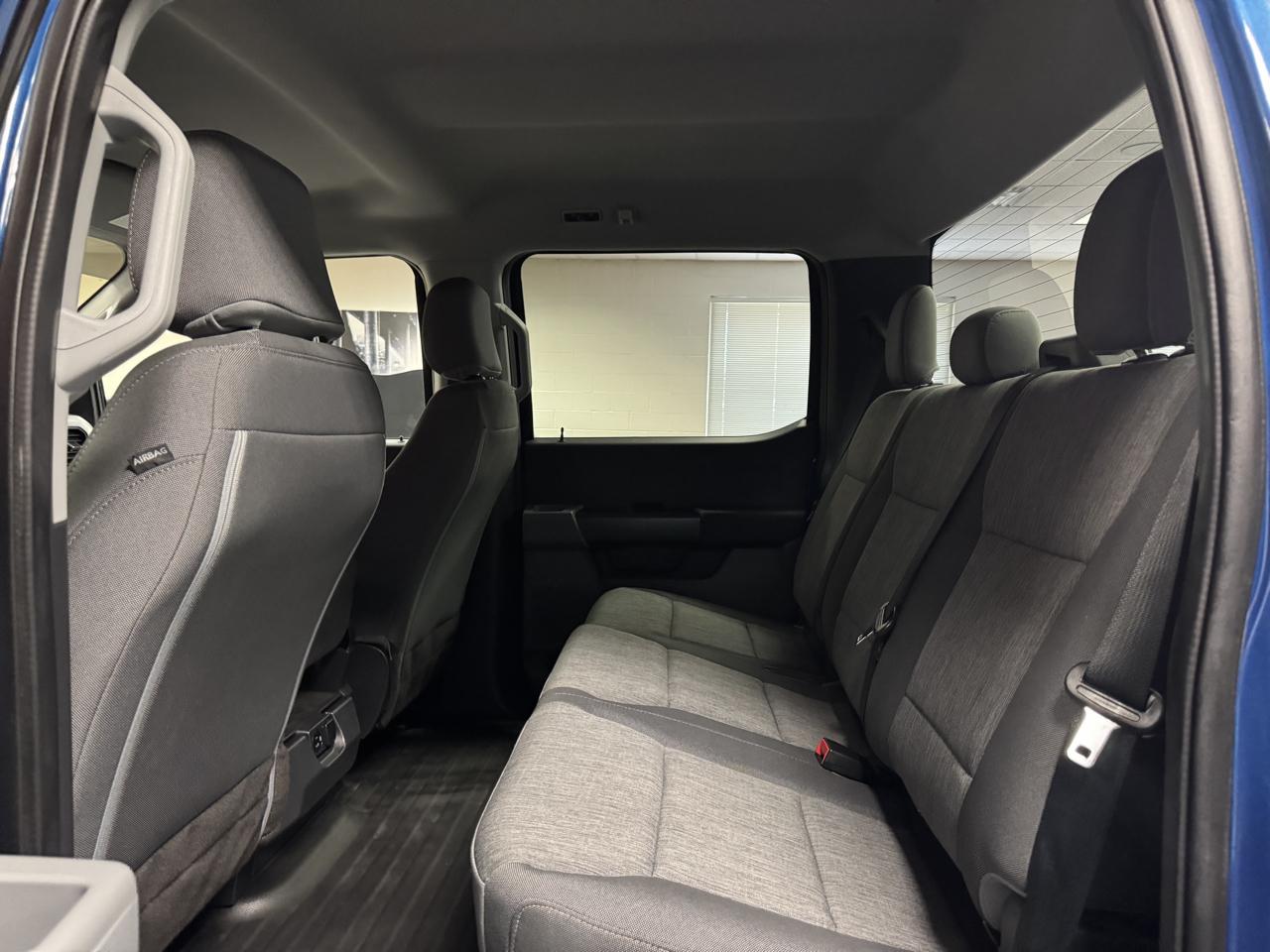 Ford F-150 XL 4WD SuperCrew 5.5' Box 2022