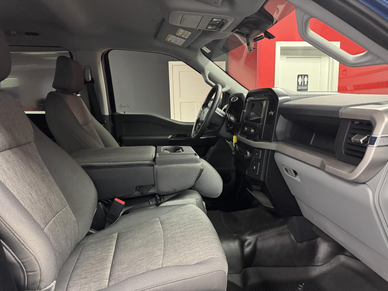 Ford F-150 XL 4WD SuperCrew 5.5' Box 2022