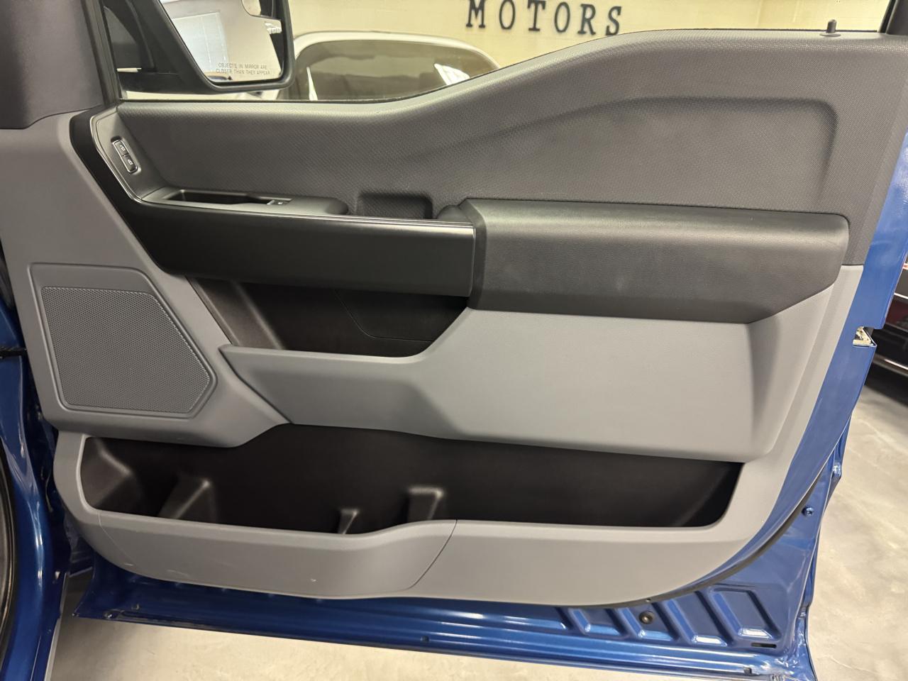 Ford F-150 XL 4WD SuperCrew 5.5' Box 2022