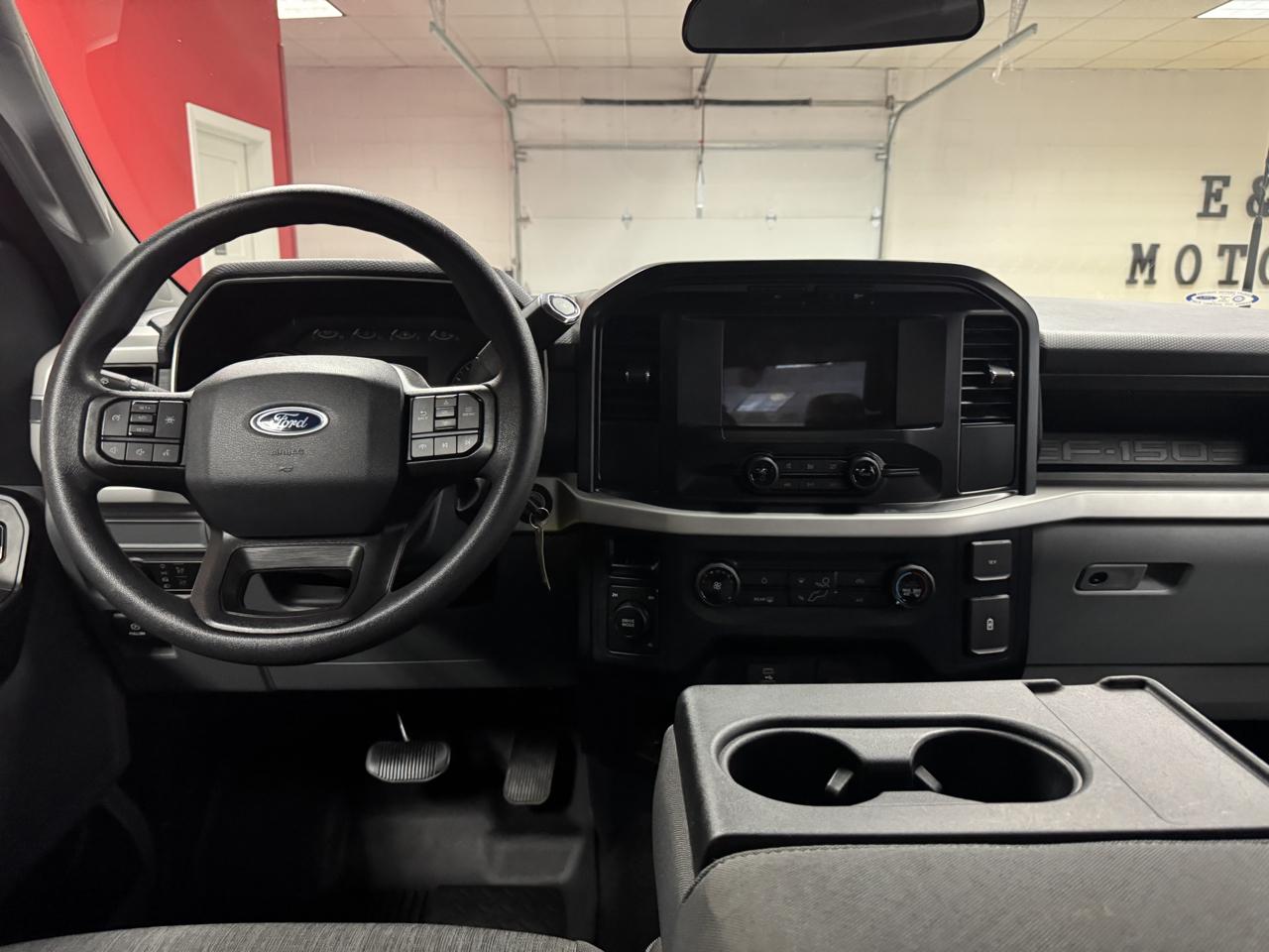 Ford F-150 XL 4WD SuperCrew 5.5' Box 2022