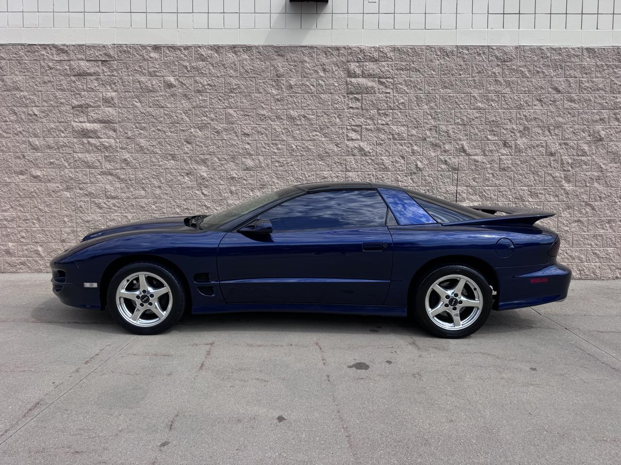 Pontiac Firebird Trans Am WS6 2001