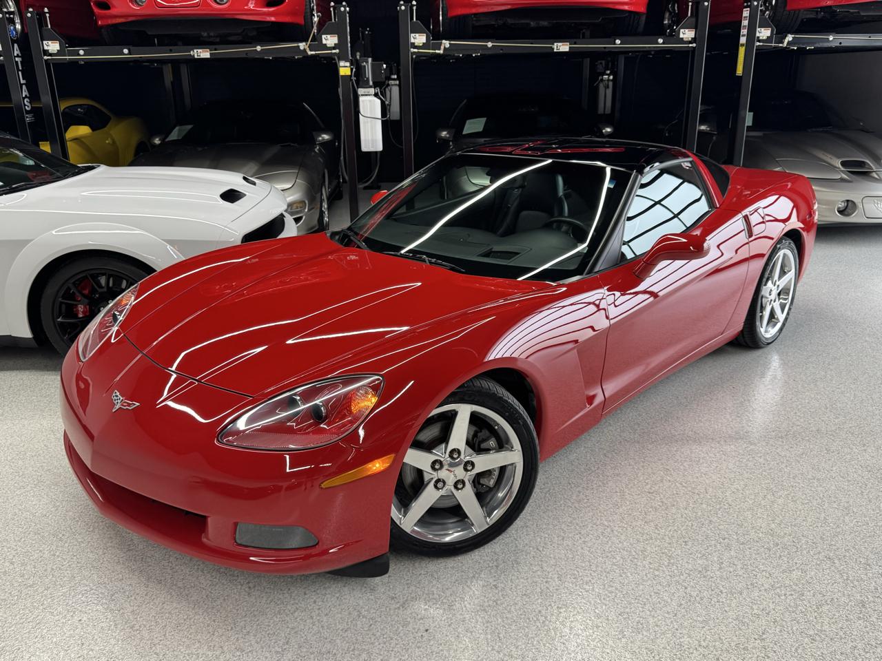 Chevrolet Corvette 2dr Cpe 2005