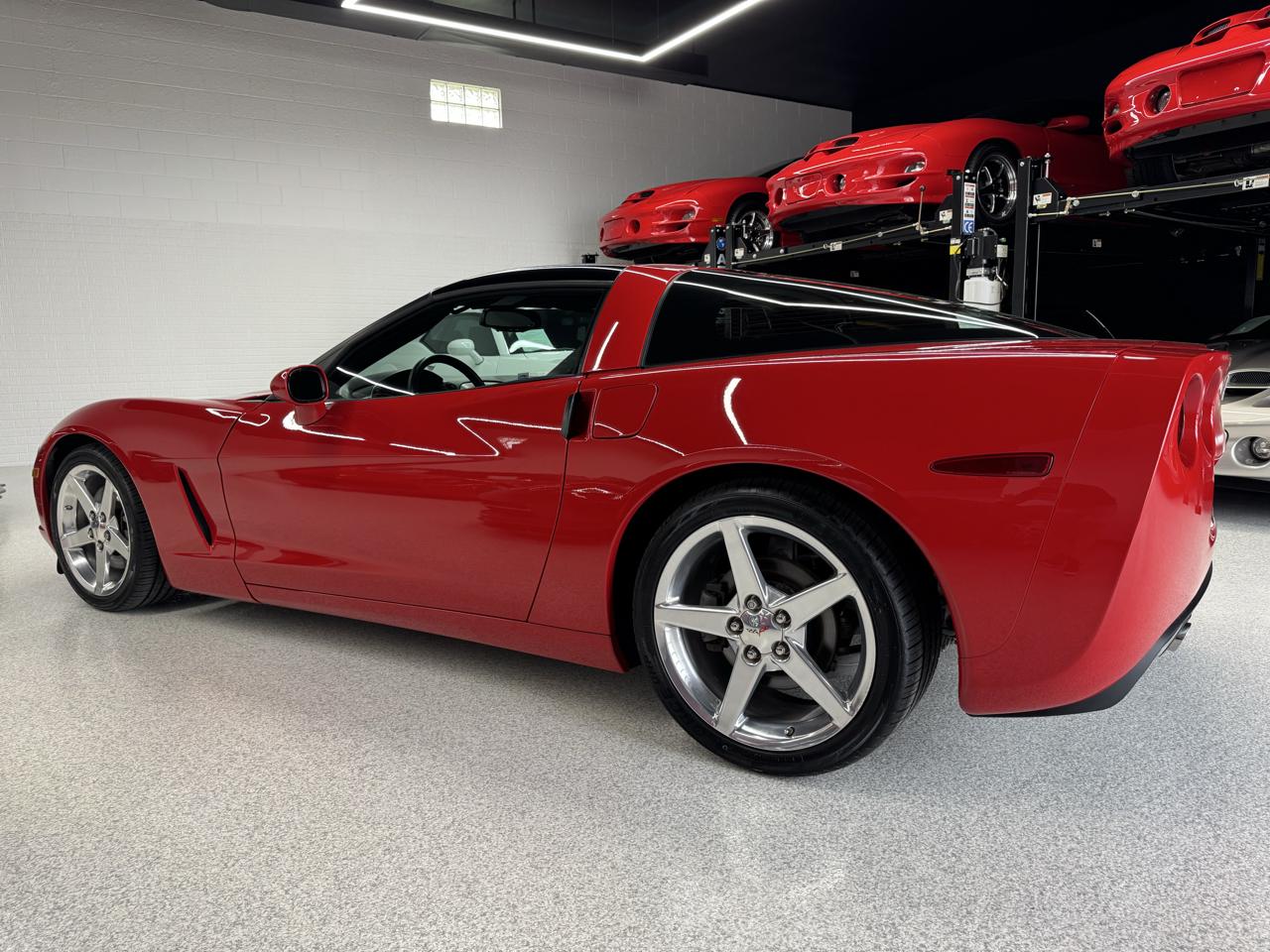 Chevrolet Corvette 2dr Cpe 2005