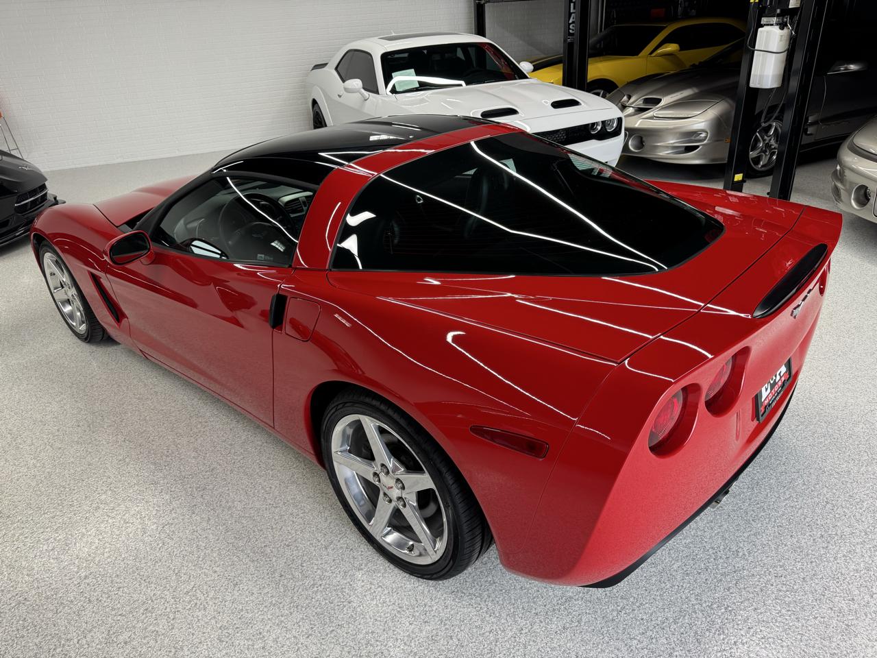 Chevrolet Corvette 2dr Cpe 2005