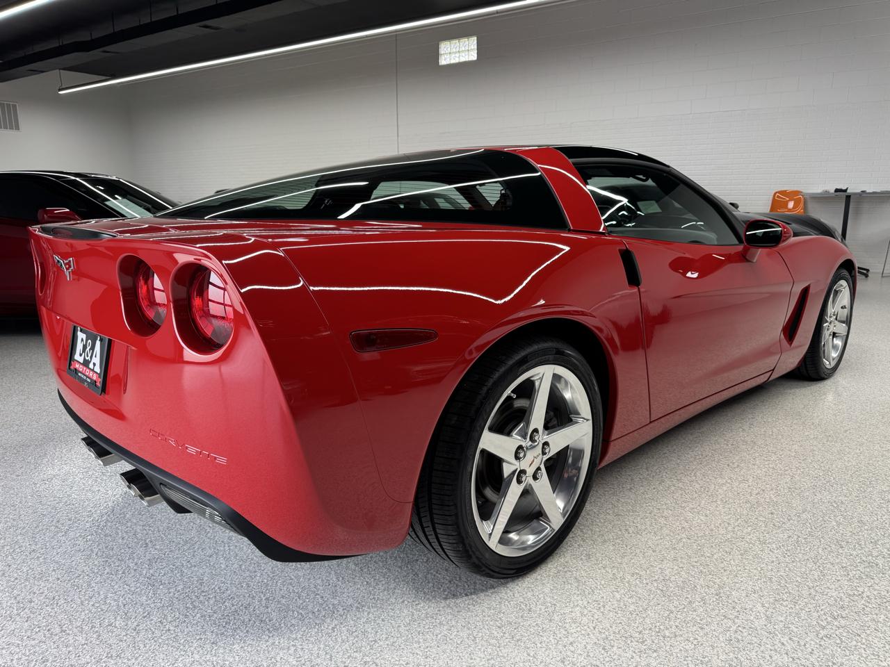 Chevrolet Corvette 2dr Cpe 2005