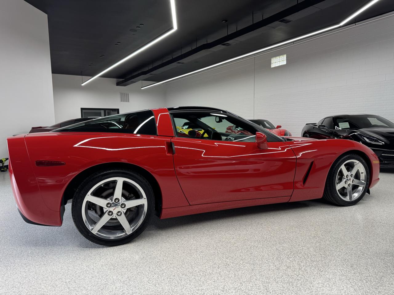Chevrolet Corvette 2dr Cpe 2005
