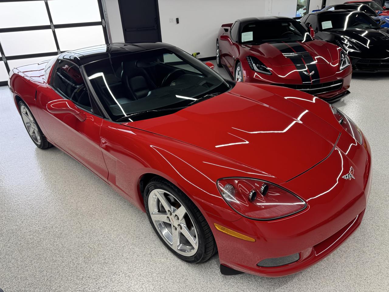 Chevrolet Corvette 2dr Cpe 2005