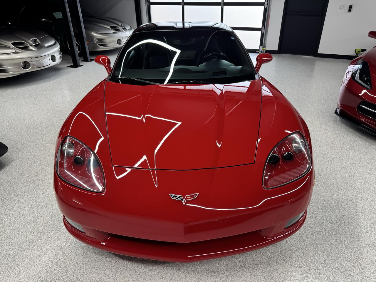 Chevrolet Corvette 2dr Cpe 2005