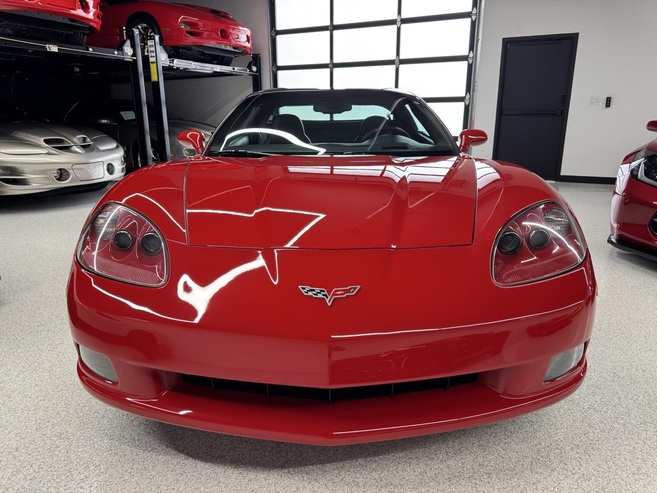 Chevrolet Corvette 2dr Cpe 2005