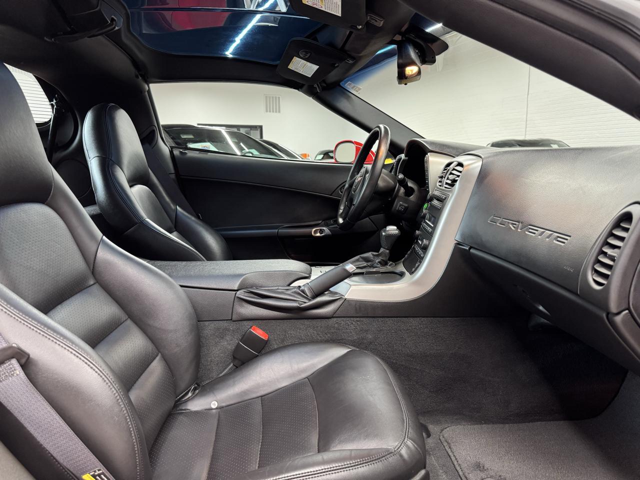Chevrolet Corvette 2dr Cpe 2005