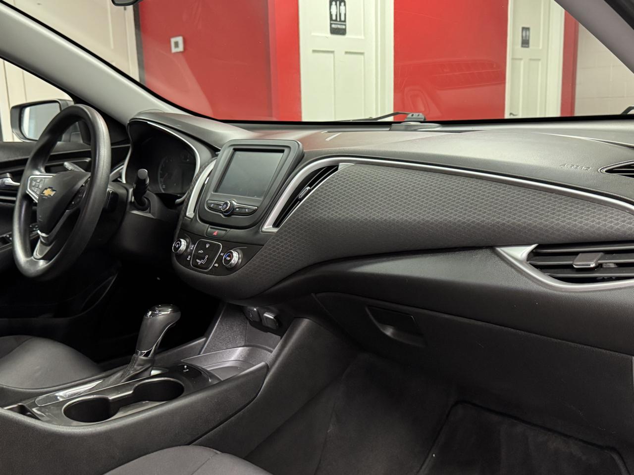 Chevrolet Malibu LS 2016