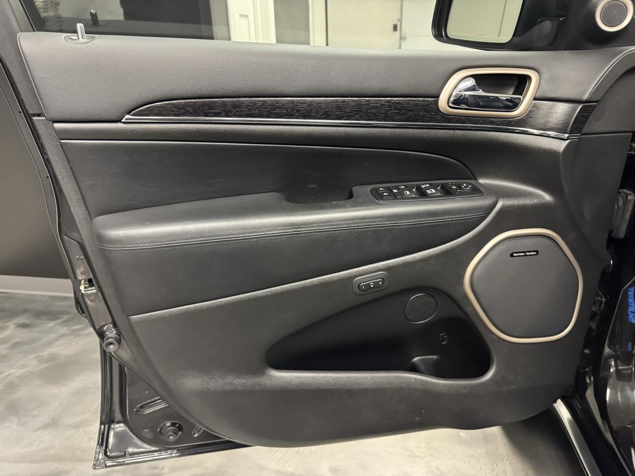 Jeep Grand Cherokee  2015