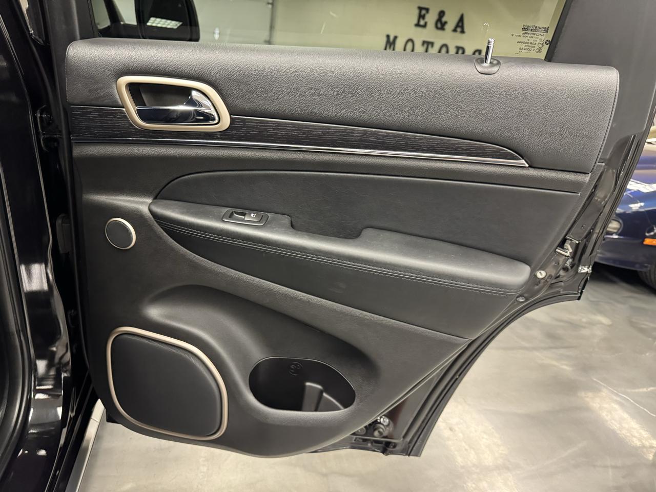 Jeep Grand Cherokee  2015