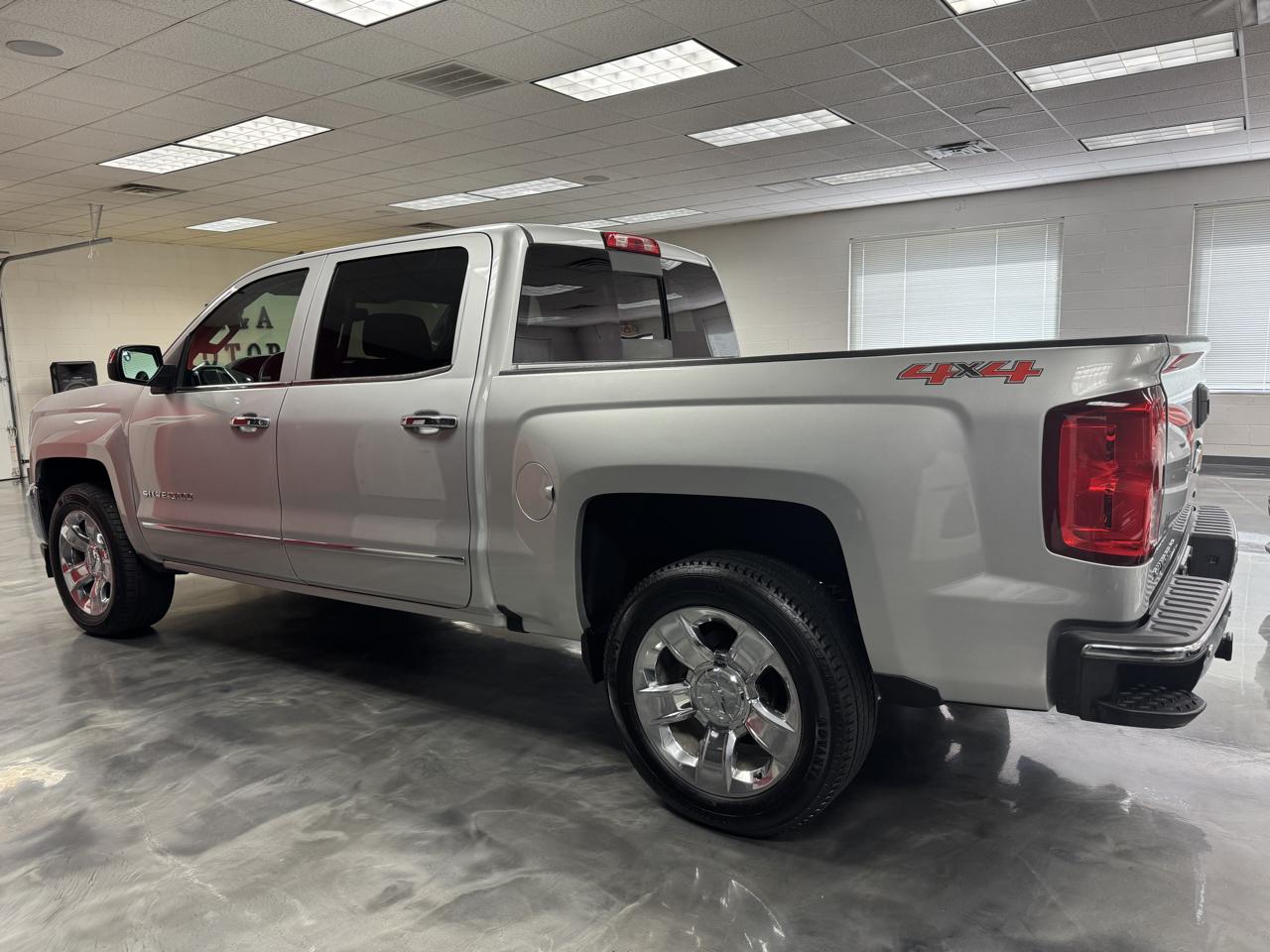 Chevrolet Silverado 1500 4WD Crew Cab 143.5" LTZ 2018