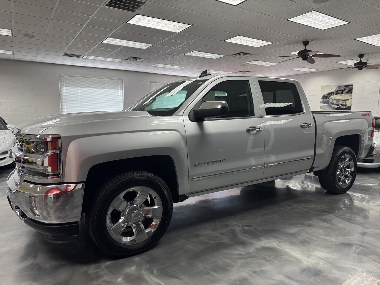 Chevrolet Silverado 1500 4WD Crew Cab 143.5" LTZ 2018