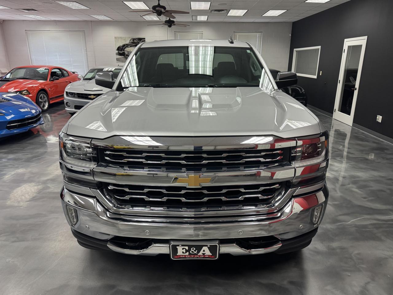 Chevrolet Silverado 1500 4WD Crew Cab 143.5" LTZ 2018