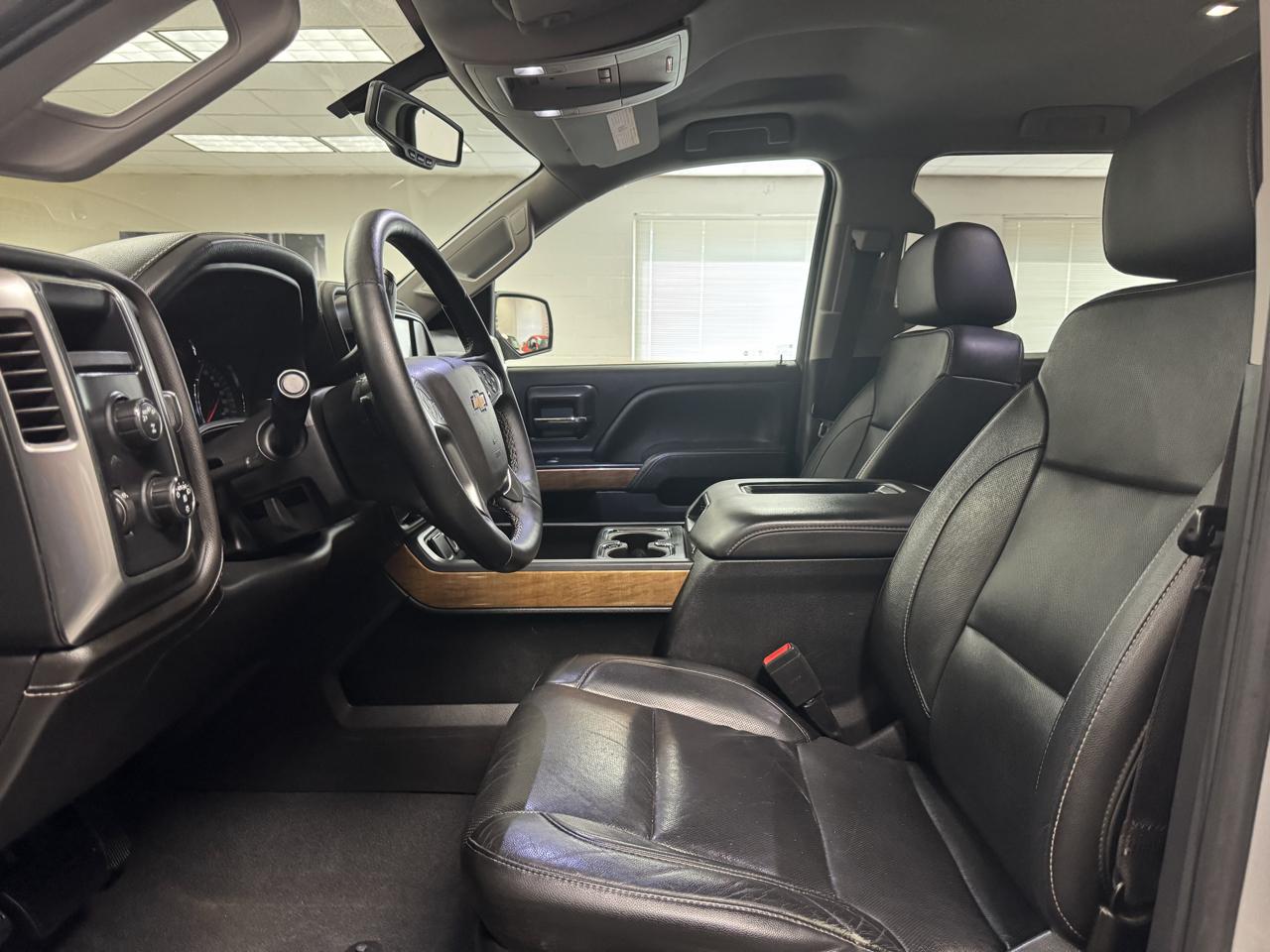 Chevrolet Silverado 1500 4WD Crew Cab 143.5" LTZ 2018