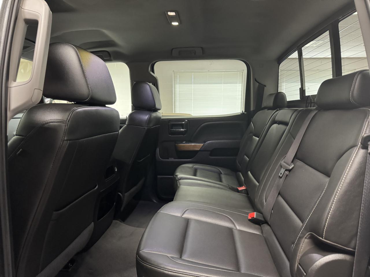 Chevrolet Silverado 1500 4WD Crew Cab 143.5" LTZ 2018