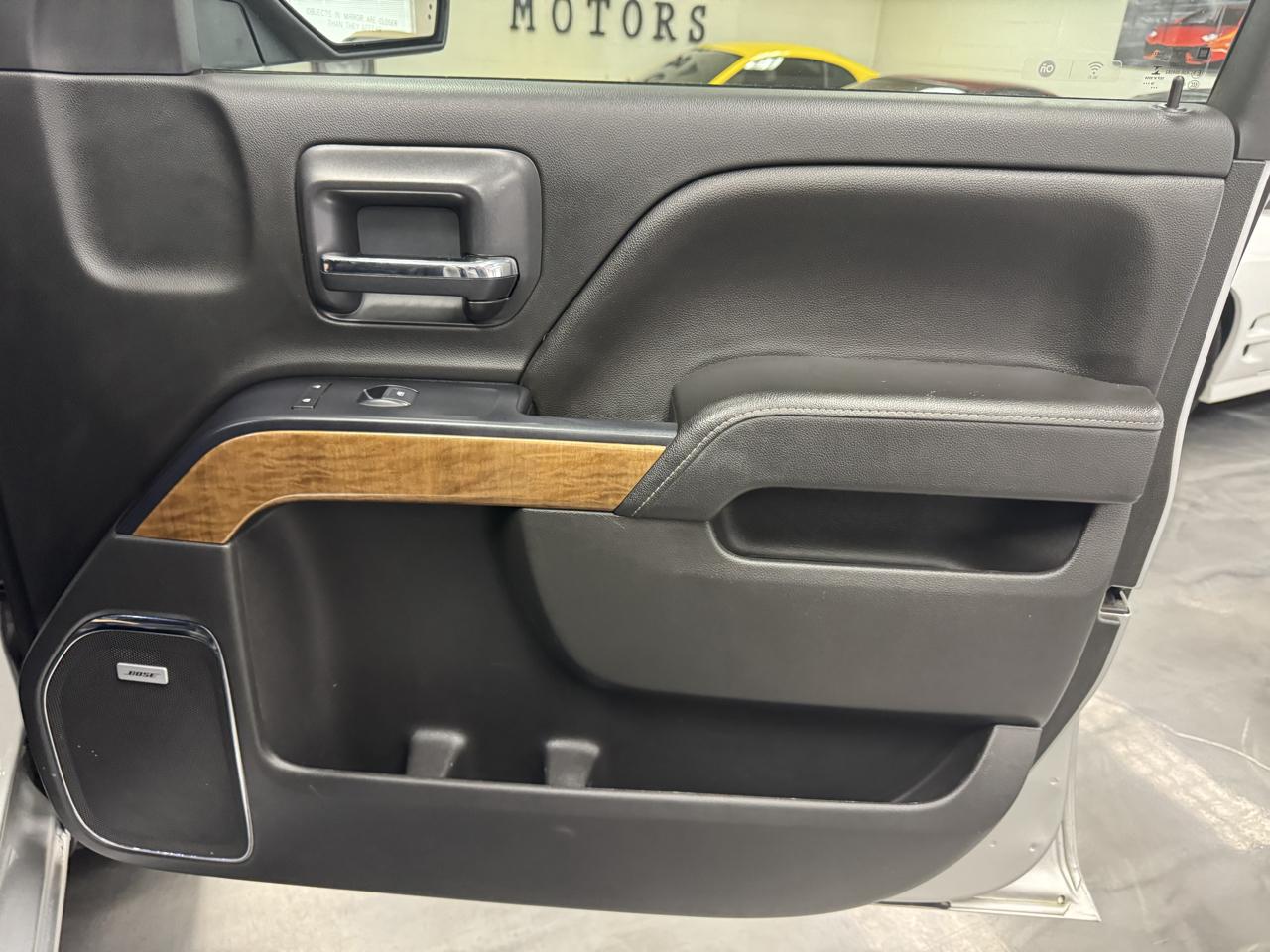 Chevrolet Silverado 1500 4WD Crew Cab 143.5" LTZ 2018