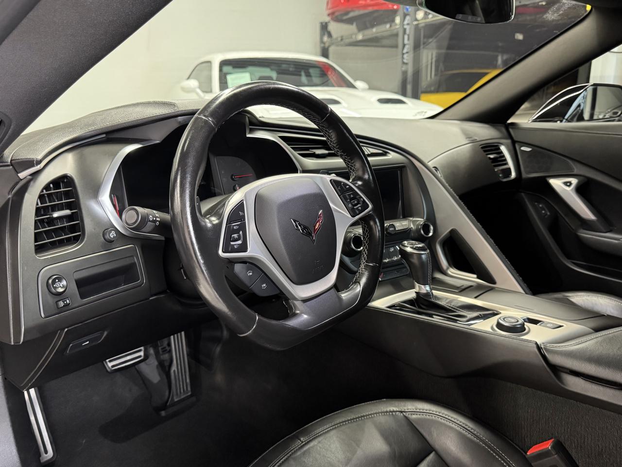 Chevrolet Corvette 2dr Stingray Cpe w/1LT 2019