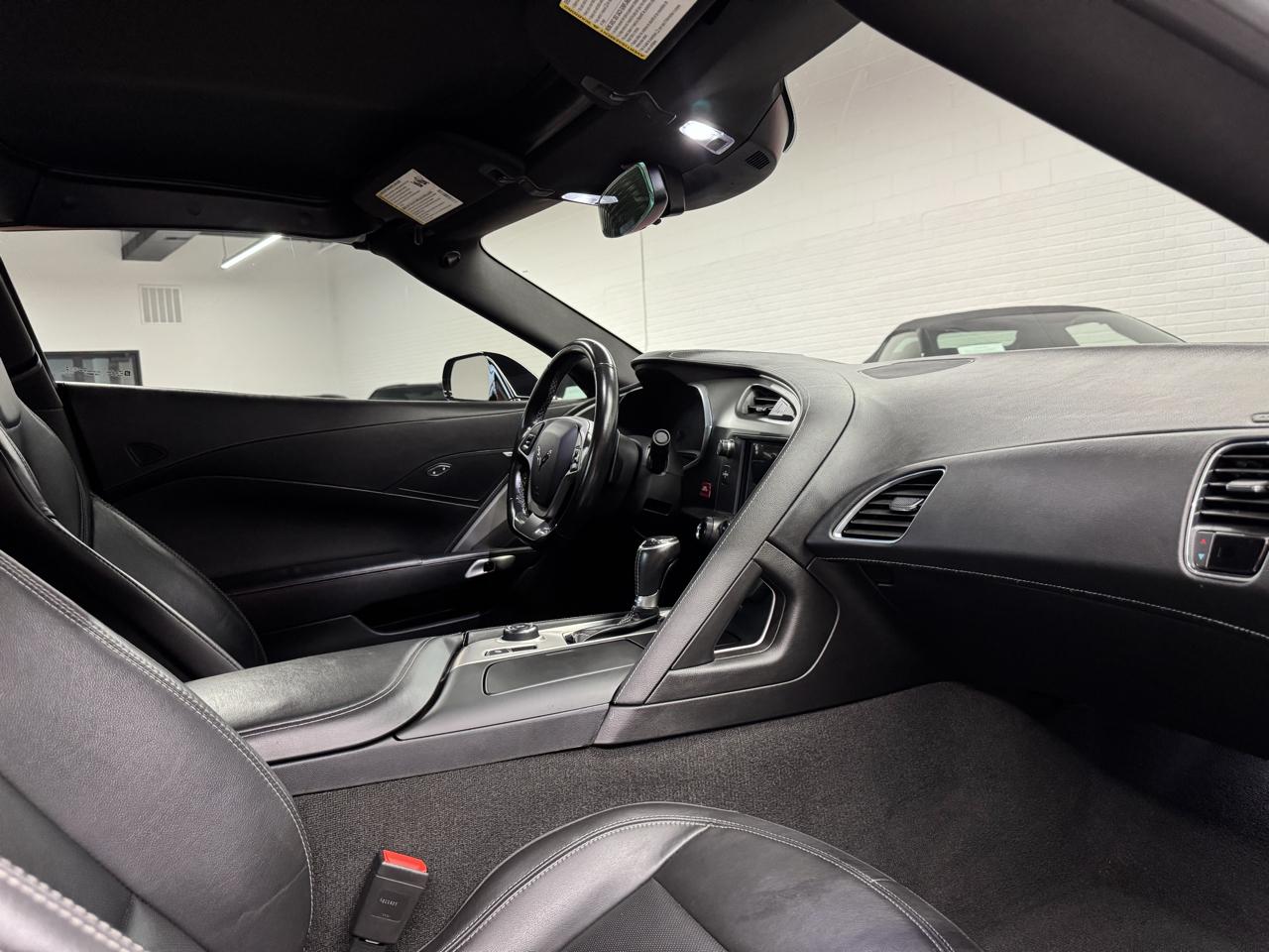 Chevrolet Corvette 2dr Stingray Cpe w/1LT 2019