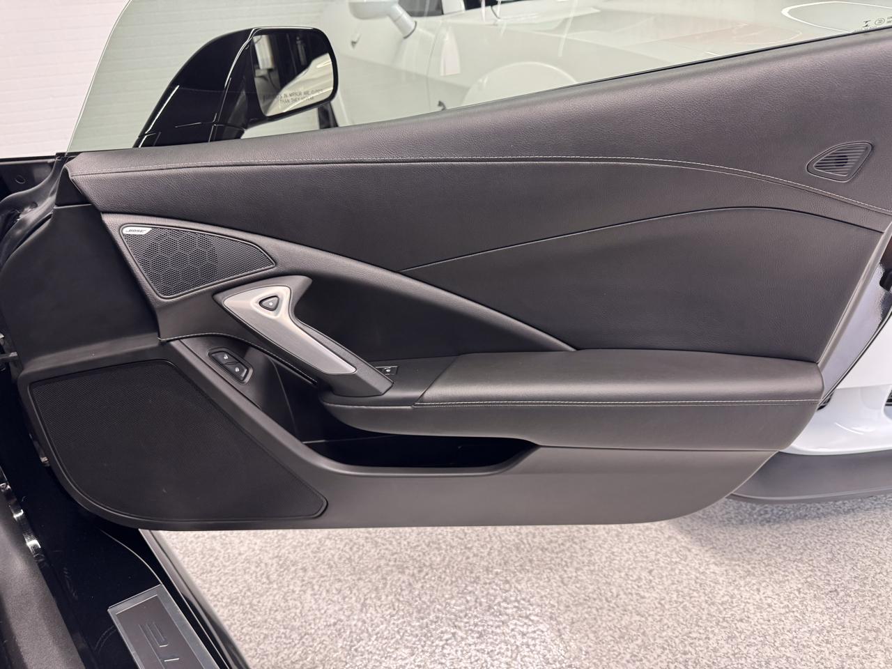 Chevrolet Corvette 2dr Stingray Cpe w/1LT 2019
