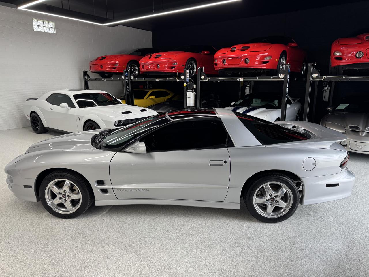 Pontiac Firebird Trans Am WS6 2000
