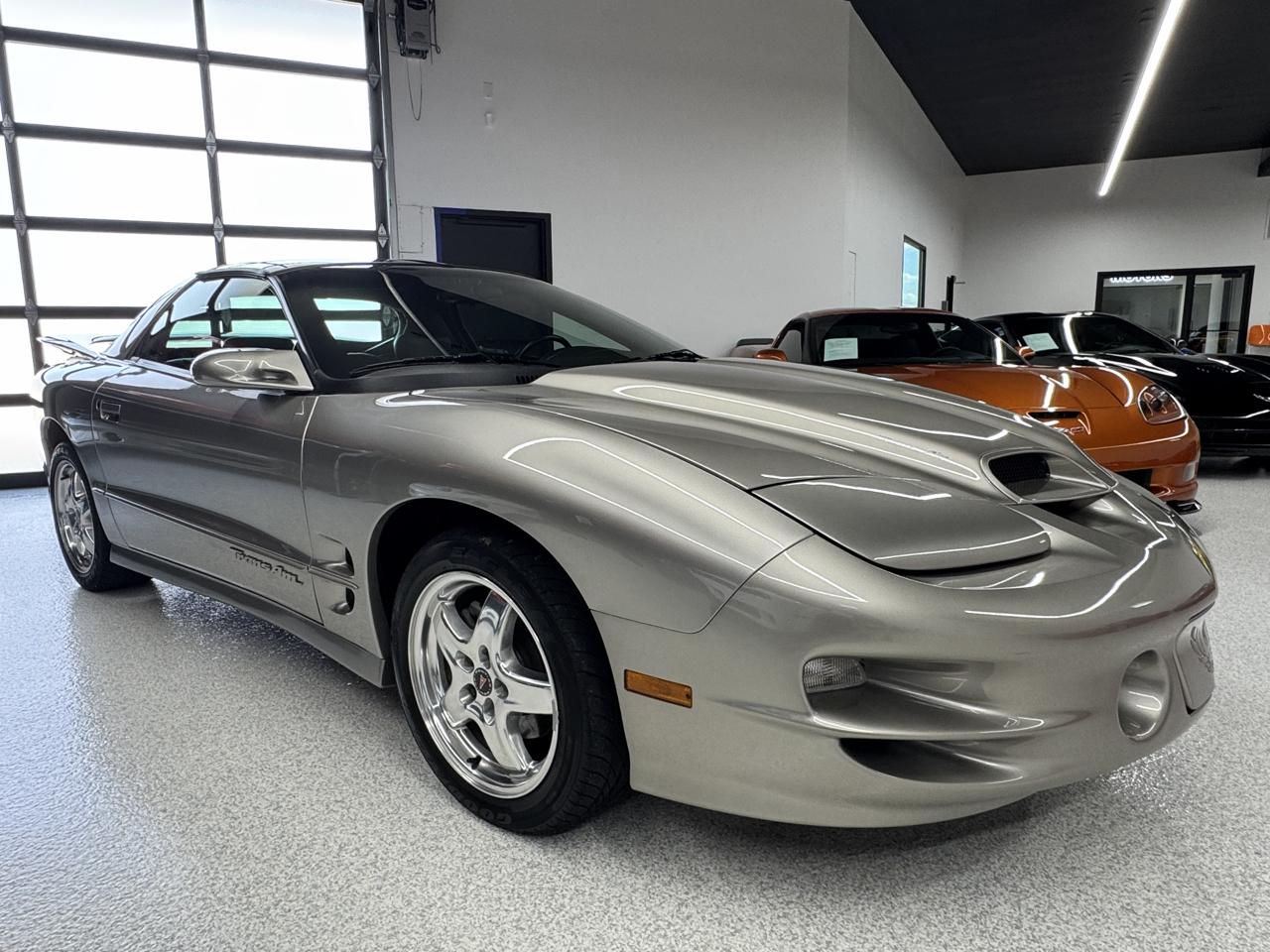 Pontiac Firebird Trans Am WS6 2002