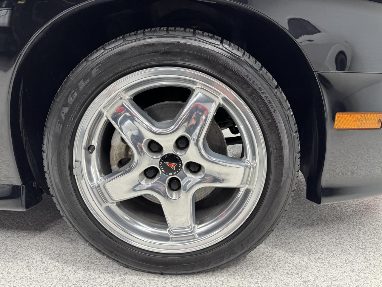 Pontiac Firebird Trans Am WS6 2002