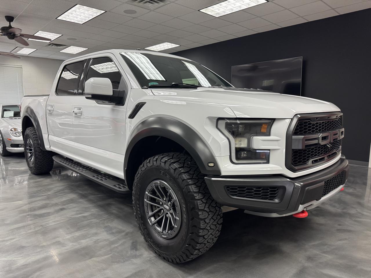 Ford F-150 Raptor 4WD SuperCrew 5.5' Box 2017