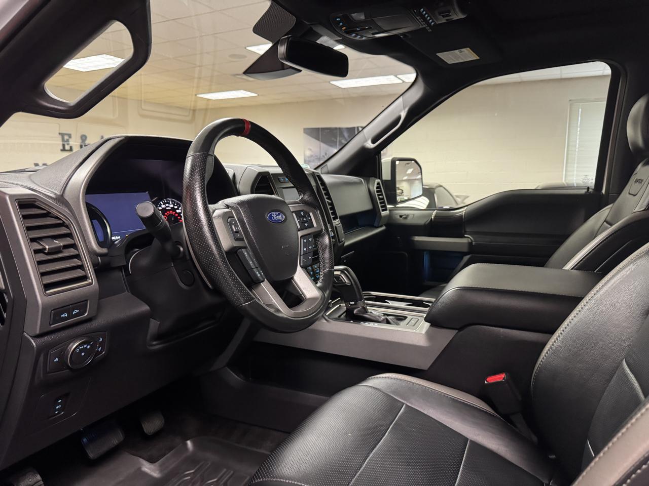 Ford F-150 Raptor 4WD SuperCrew 5.5' Box 2017