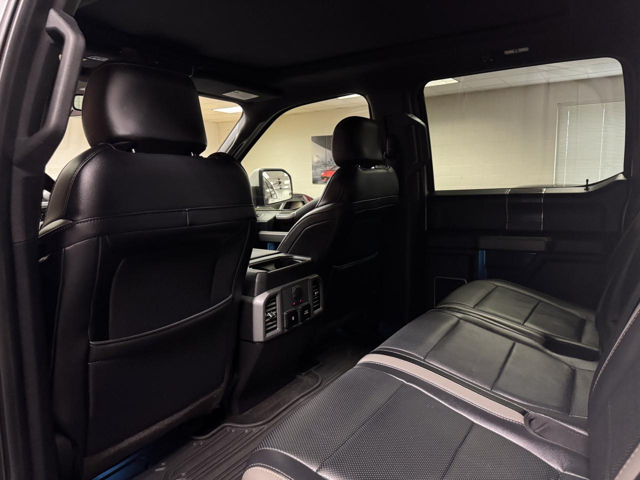 Ford F-150 Raptor 4WD SuperCrew 5.5' Box 2017