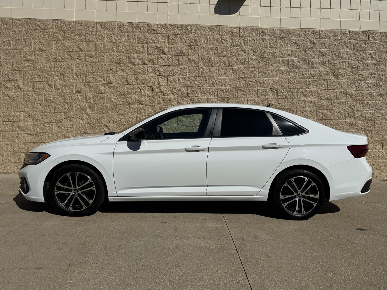 Volkswagen Jetta Sport 2022