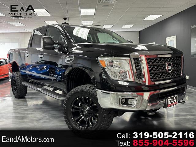 2017 Nissan Titan