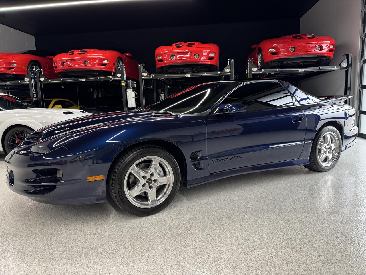 Pontiac Firebird Trans Am WS6 2001
