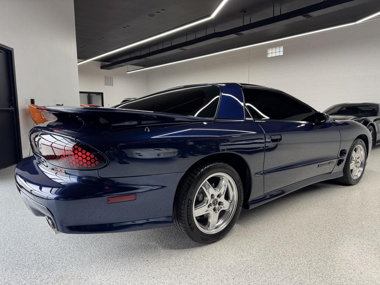 Pontiac Firebird Trans Am WS6 2001
