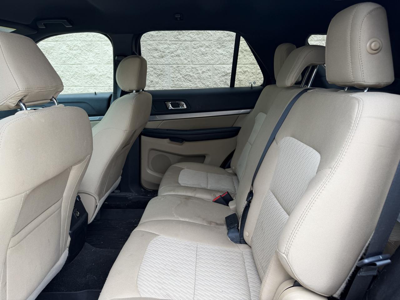 Ford Explorer Base 4WD 2017