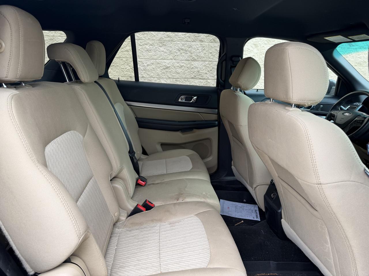 Ford Explorer Base 4WD 2017