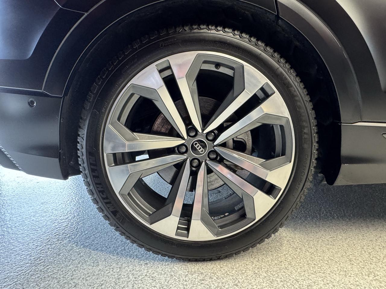 Audi Q8 Prestige 55 TFSI quattro 2021