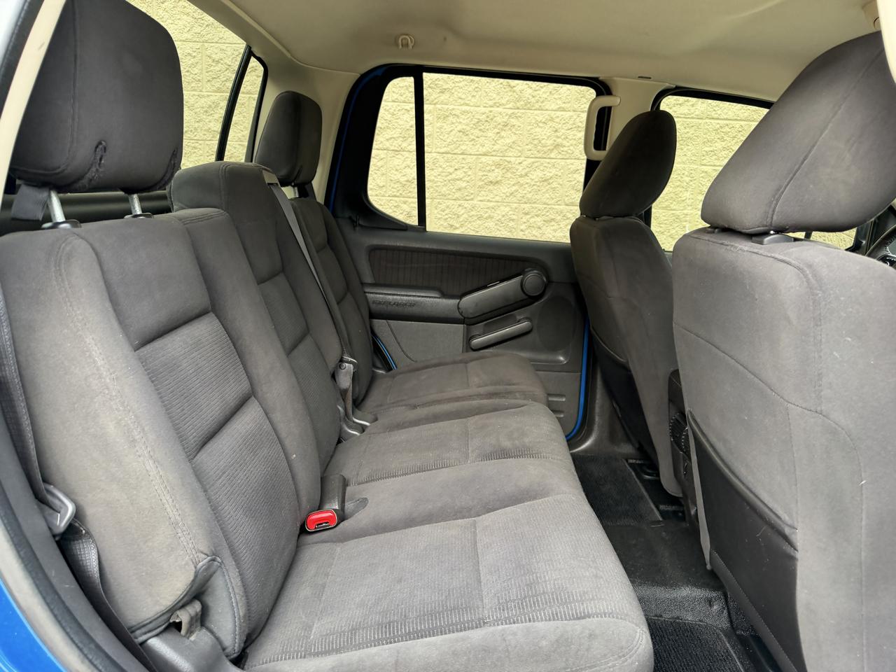 Ford Explorer Sport Trac 4WD 4dr XLT 2010