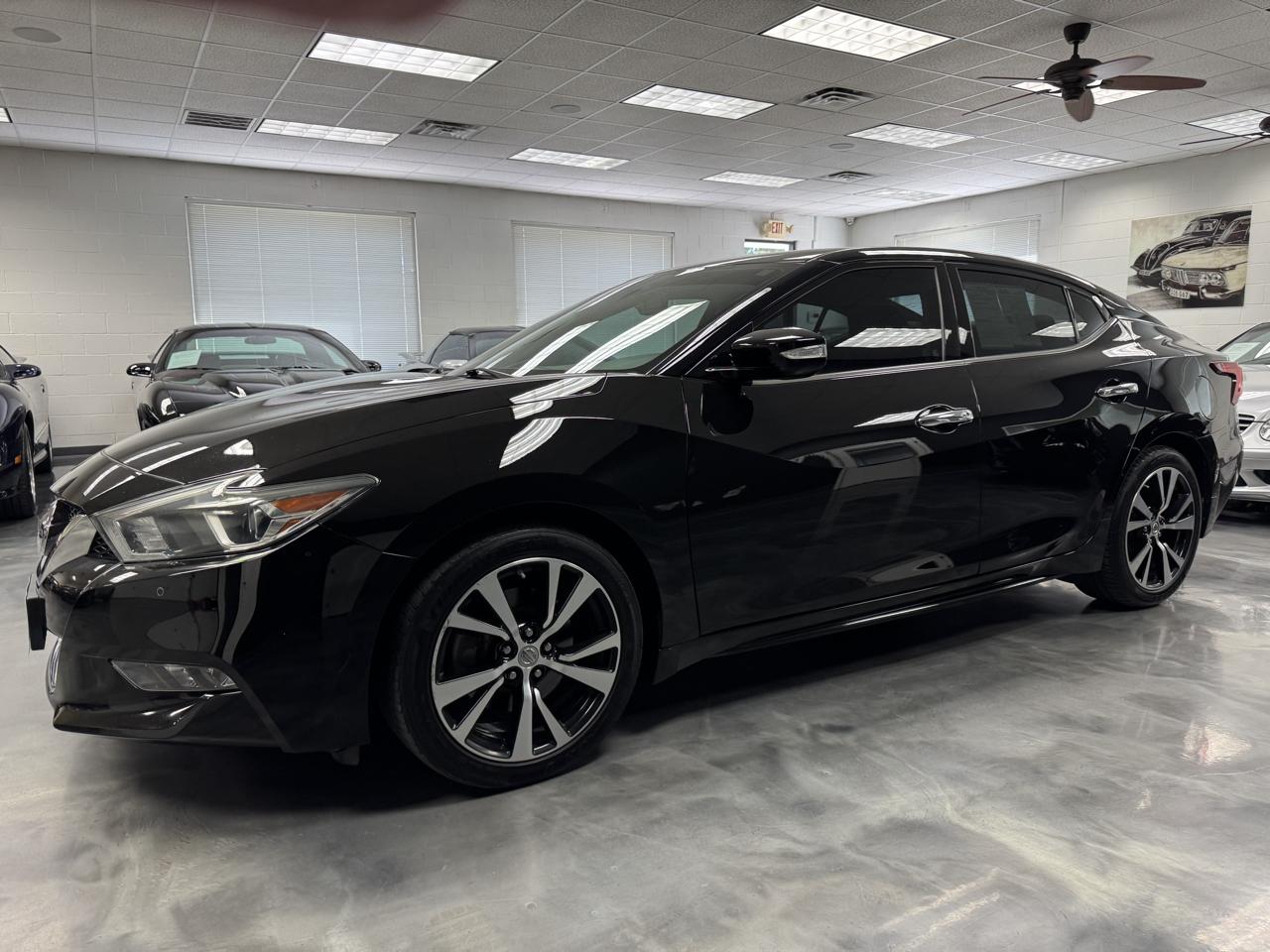 Nissan Maxima SV 3.5L 2017