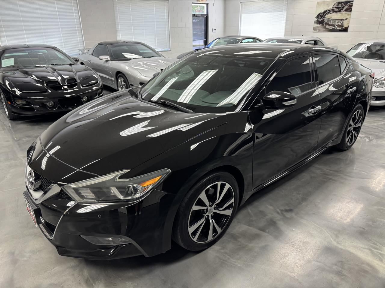 Nissan Maxima SV 3.5L 2017