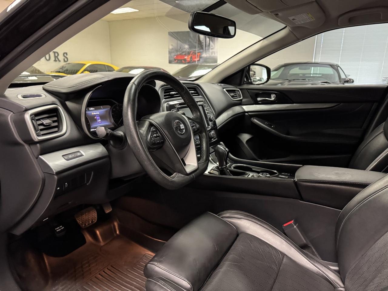 Nissan Maxima SV 3.5L 2017