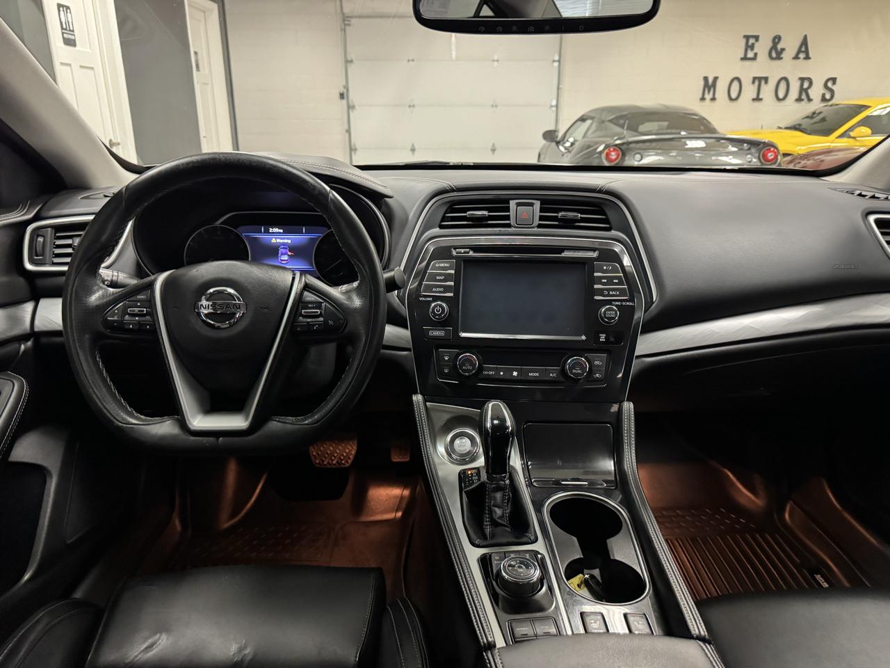 Nissan Maxima SV 3.5L 2017