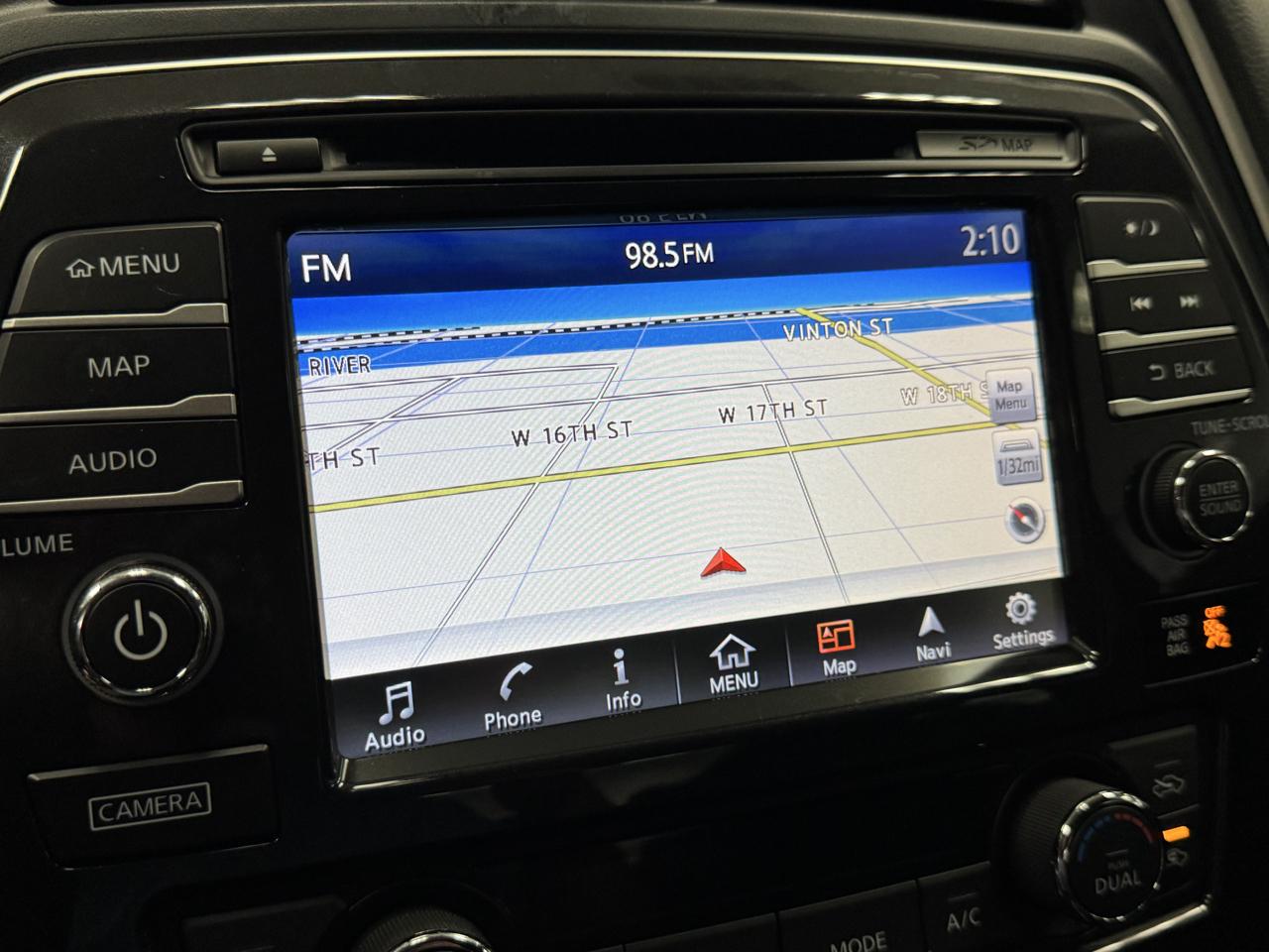 Nissan Maxima SV 3.5L 2017