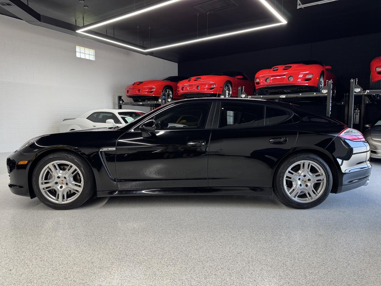 Porsche Panamera  2013