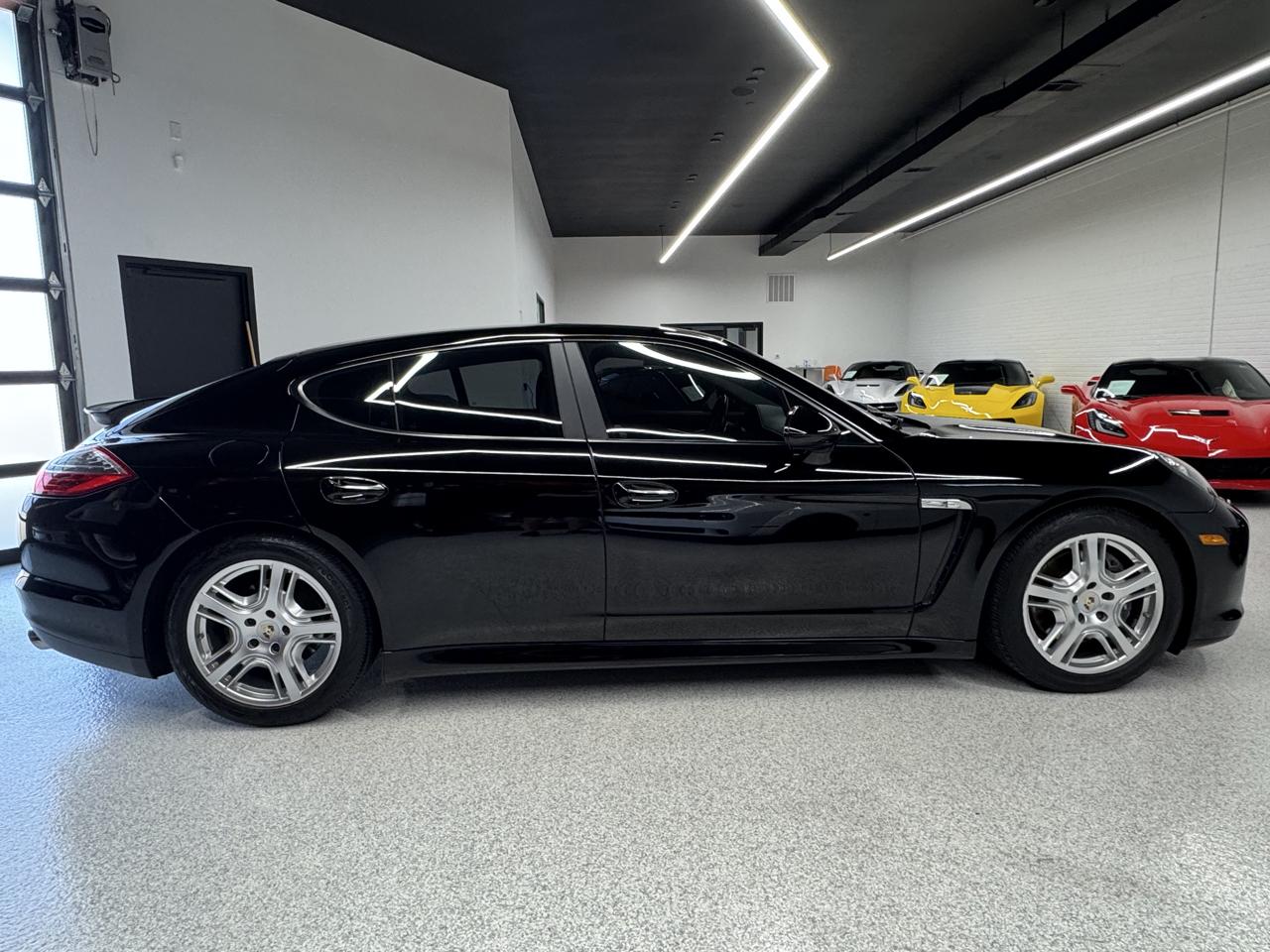 Porsche Panamera  2013